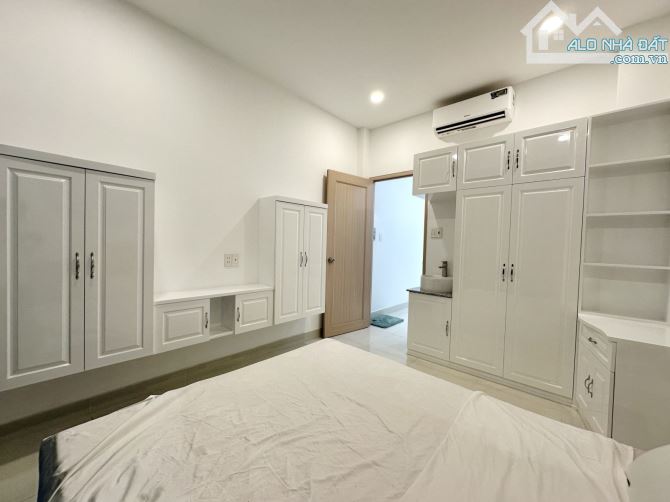 Bán nhà đẹp 5 tầng hẻm xe hơi 2 căn ra mặt tiền Trần Khác Chân Q1, nhỉnh 13 tỷ - 4
