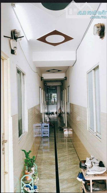 Bán CHDV mặt tiền Nguyễn văn khối Tn180 triệu/tháng giá 50 tỷ - 4