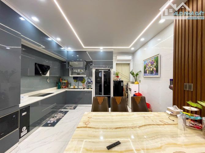 - Nhà 4 tầng dân xây Lô 22 Lê Hồng Phong - 4