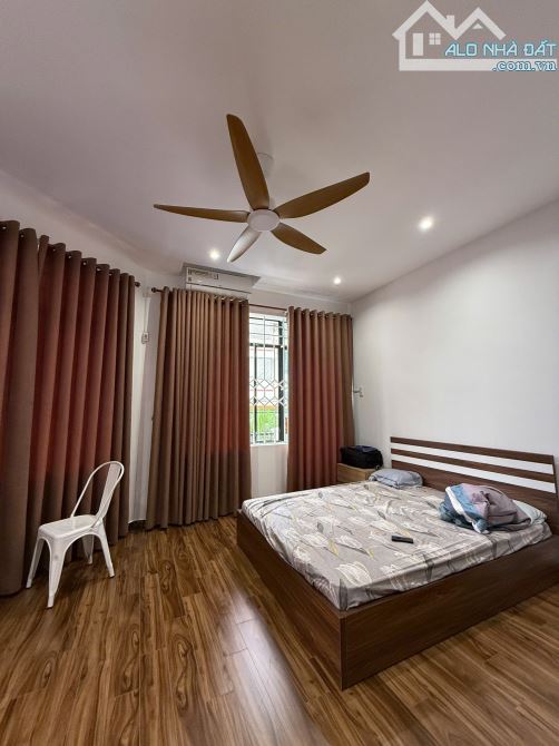 Nhà phố góc 2 mặt tiền, DT 92m * 3 tầng, cách biển 1km, gần chợ Xóm Mới, kinh doanh tốt - 4
