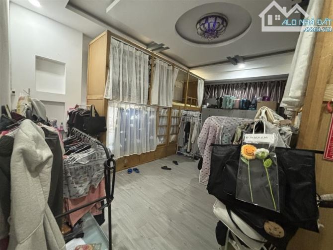 Căn Hộ Dịch Vụ Mặt Tiền An Phú Đông - Doanh Thu 60tr/th - Ngang 8 - 200m2 - 15 Tỷ - 4