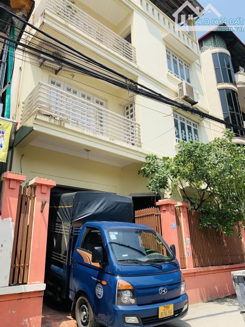 Bán Nhà Tây Tựu - Ô Tô Tránh-Đỗ-Vào Nhà - Thửa Vuông A4 - P.Lô- Ô Góc - 63m2 - 7.x Đồng - 4