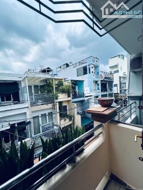ĐẶNG VĂN NGỮ PHƯỜNG 14 QUẬN PHÚ NHUẬN 50M2  4 TẦNG BTCT 9.5 TỶ - 4