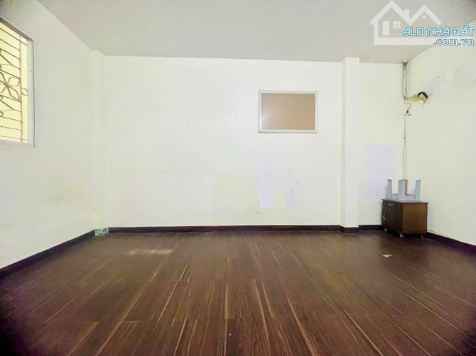 Hiếm ! Nhà 2,5 Tầng Ngô Tất Tố - Hoà Cường Bắc - Đường 10m5 - Giá Cực Tốt - 9ty3. - 4