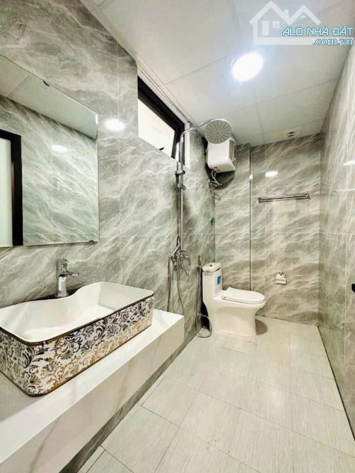 NHÀ PHÚC LỢI 35M 5 TẦNG LÔ GÓC  OTO ĐỖ CỬA - 4