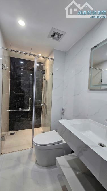 Nhà đẹp ở luôn, 7 phòng ngủ, 20m ra mặt đường Hoàng Hoa Thám, Ba Đình 53m2 giá 11.5 tỷ - 4