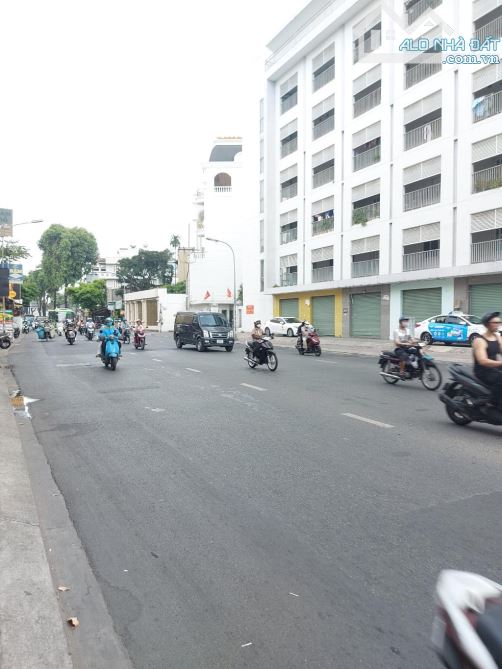 Mặt tiền Phạm Ngũ Lão P.7 GV - 4 tầng 54m2 - 2 mặt tiền trước sau - Nhỉnh 13 tỷ - 4