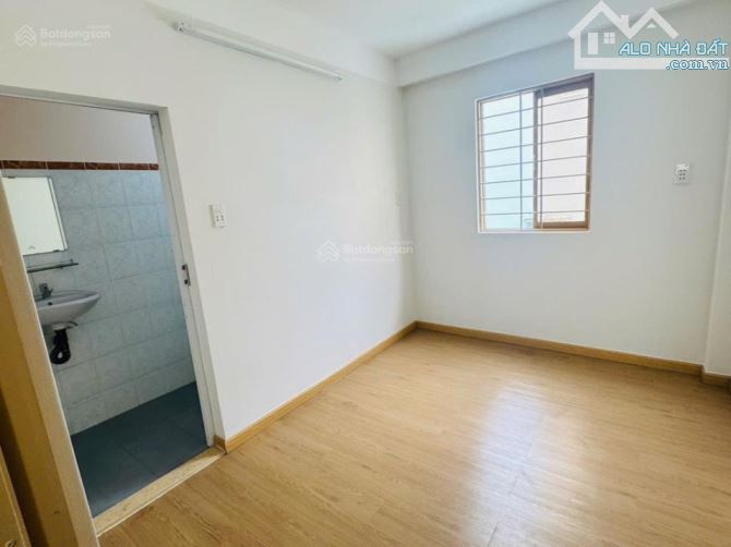 Bán nhà Quận 5 - nhà đẹp 5 tầng - 6PN - sổ vuông vức - hoàn công đủ - nhỉnh 7 tỷ - 4