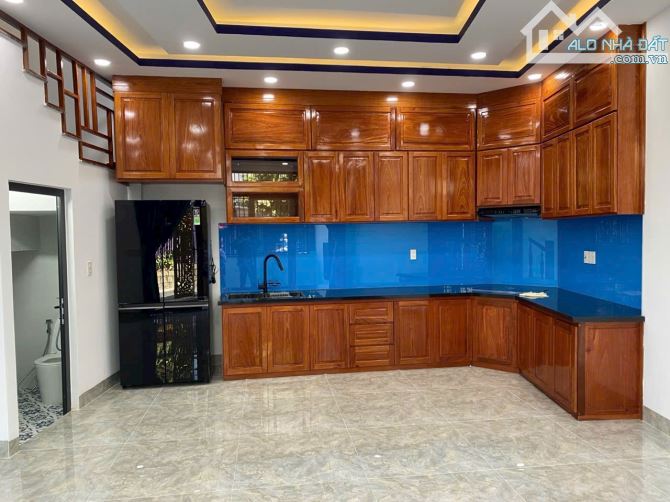 Bán nhà mới xây 3 tầng mặt tiền Mai An Tiêm-Vĩnh Phước cách biển 800m - 4