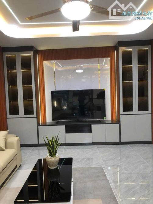 Bán căn 2 góc mặt tiền phường hiệp thành q12  4.5x15m , giá: 6 tỷ 45 còn TL - 4