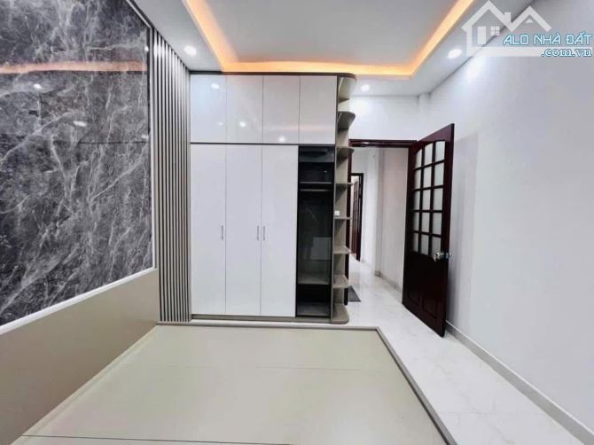 30M Ra Ô Tô Tránh, 150M Ra Phố Lạc Long Quân, Ngõ Thông - 4