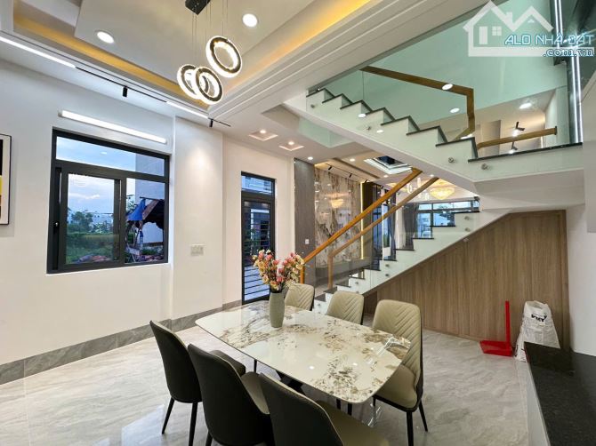 Bán  nhà 1T3L góc 2 MT, ngay KDC Hoàng Minh Chánh P.Hóa An, đường ô tô 8m thông thoáng - 4