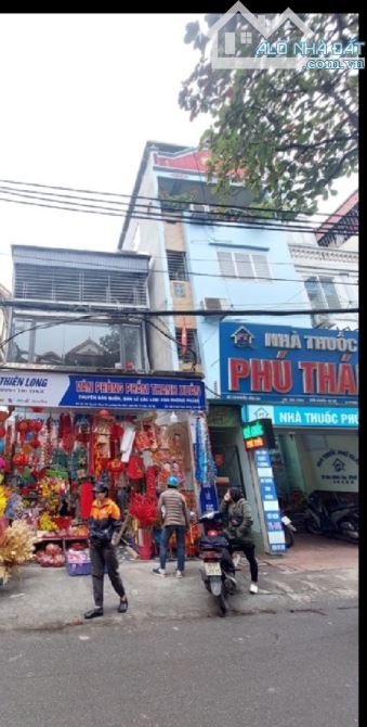 50.x Tỷ/ 140 M2/3 Tầng/5.2 Mt / Mặt Phố Nguyễn Đổng Chi - 4