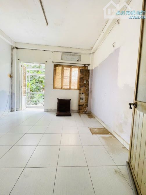 NHÀ ĐINH TIÊN HOÀNG - HẺM XE HƠI TỚI NHÀ - KINH DOANH TẠI NHÀ - 27M2 - 2 TẦNG - GIÁ 4.95 T - 4