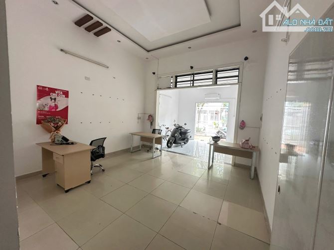 Bán nhà 2,5 tầng đường Mỹ An, gần An Dương Vương, P. Mỹ An, Ngũ Hành Sơn. - 4