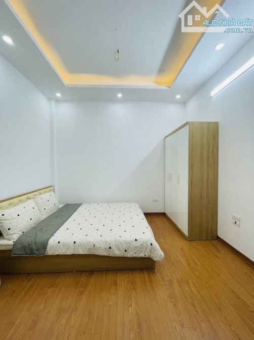 BÁN NHÀ gần  PHỐ HUẾ– 65M² x 5 TẦNG X MT 4m– THANG MÁY – 7 PHÒNG KÉP KÍN – 13.9 TỶ - 4