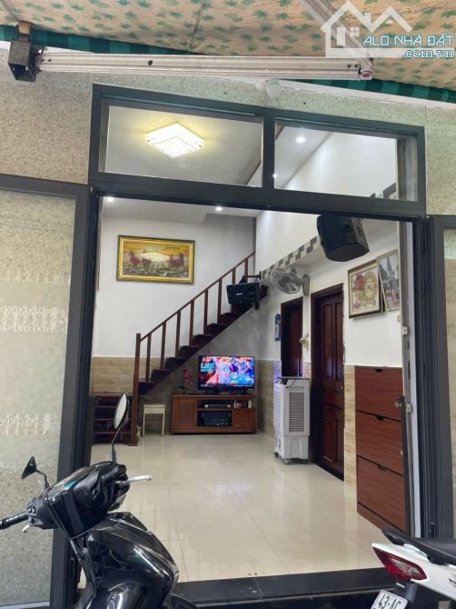 Bán nhà mê lửng đúc kiệt ô tô Đinh Tiên Hoàng, cách đường chính chỉ vài căn nhà - 4
