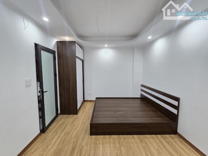 🌟Bán Nhà Đông Thiên, Cạnh Phố, Mới Đẹp, 30m², 5 Tầng, 6.9 tỷ - 4