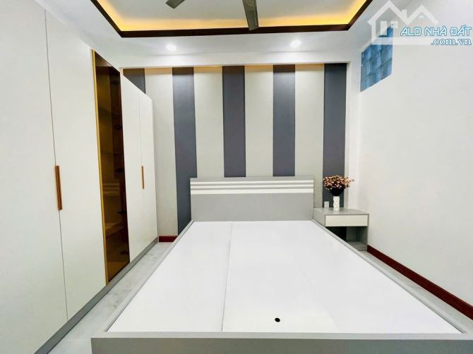NGÔ GIA TỰ - PHƯỜNG 4- QUẬN 10 - SÁT MT - 37M2 - NHỈNH 8 TỶ - 4