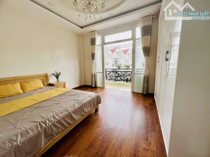 bán nhà phường 4 đà lạt gồm 4 phòng ngủ giá 6,5  tỷ - 4