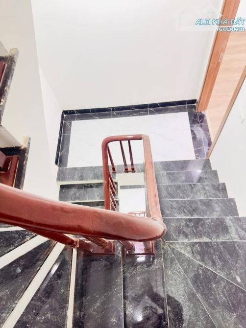 BÁN NHÀ TRƯƠNG ĐỊNH. NHÀ MỚI ĐẸP. 4 PN. MẶT TIỀN RỘNG. GẦN CHỢ, TRƯỜNG, TIỆN ÍCH BẠT NGÀN. - 4