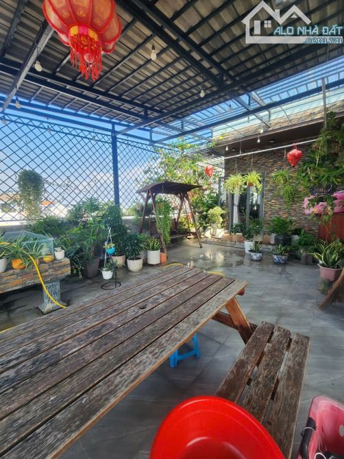 BÁN NHÀ LÀM VĂN PHÒNG - KINH DOANH - NGANG 8M - 4