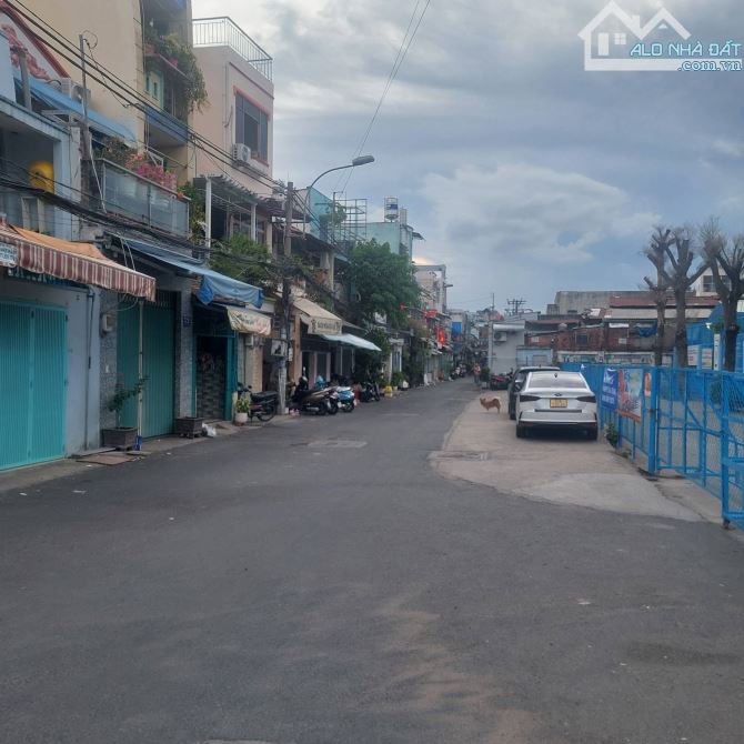 Nhà mặt tiền Quận 6 cần bán gấp – Gần trường học, công viên – Có thể cho thuê ngay - 4