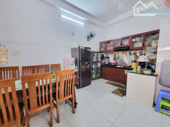 Hẻm 8M Trần Bình Trọng. Q10. Ngang gần 5M. 60m2. 5 tầng BTCT. 7PN. Giá 14,x tỷ. - 4