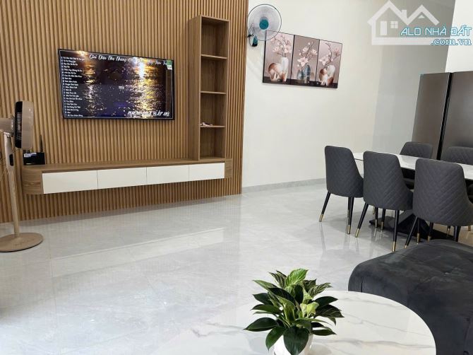 BÁN NHÀ HẺM GIẢI PHÓNG P. TÂN THÀNH GẦN CHỢ MAI HẮC ĐẾ - Loctran - 4