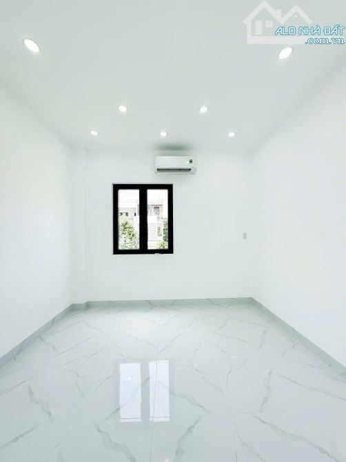 Bán Nhà Sổ Riêng Gần Khu Dân Cư Đại Hải Bà Điểm Hóc Môn giá chỉ 800 triệu - 4