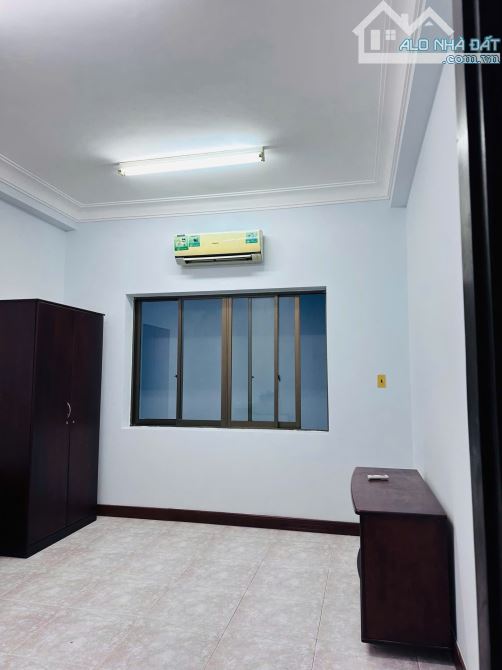 BÁN NHÀ HỒ VĂN HUÊ, P9, PHÚ NHUẬN.DT;7X16, 1TR3L, GIÁ:30 TỶ - 4