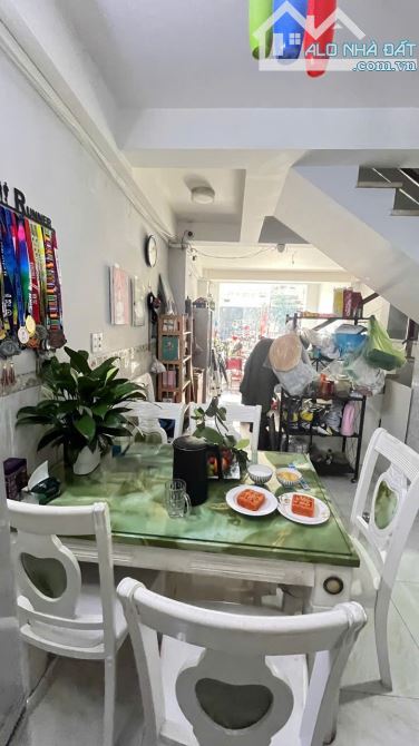 Siêu phẩm ngang 6m khu vip sân bay P2, TB: 6.7x15m cho thuê 40tr/th, nhà 4 tầng lầu - 4