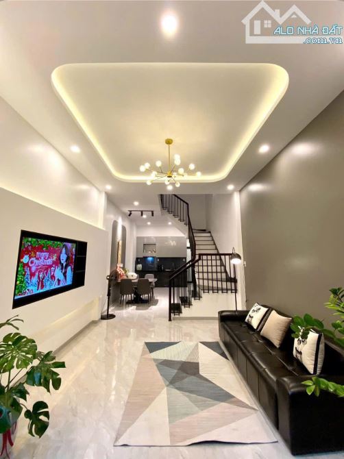 Bán nhà 2,5 tầng đẹp Full nội thất, mặt tiền KQH Bàu Vá, phường Trường An, TP Huế - 4