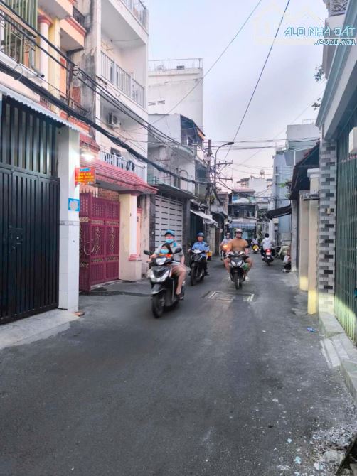 📢 GẦN VÒNG XOAY PHẠM VĂN ĐỒNG - NGUYỄN THÁI SƠN - 56 M2 - NỞ HẬU - NHỈNH 5🌹 - 4