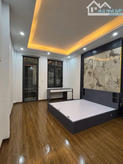 Bán nhà 35m2, 5 tầng, Giải Phóng, Hoàng Mai, ngõ thẳng, gần phố - 4