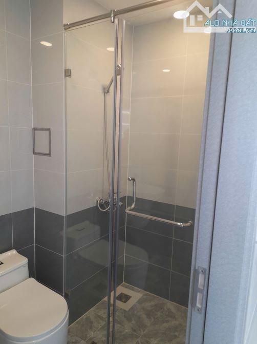 NHÀ MẶT TIỀN KÊNH TÂN HÓA – P.14, Q.6 – VỊ TRÍ ĐẸP, NHÀ XÂY MỚI, CÓ THANG MÁY – GIÁ TỐT - 4
