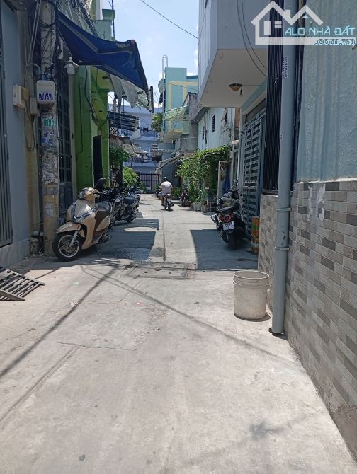 TÂN THÀNH - TÂN PHÚ . HẺM 🚗  - 3 TẦNG - HOÀN CÔNG ĐỦ .DỌN VÀO Ở NGAY  CHỈ 3ty750 - 4