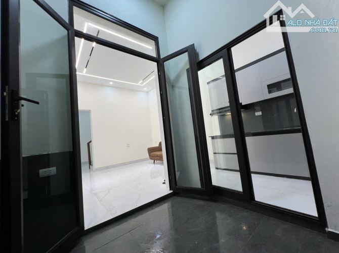 Cần Bán Gấp Căn Nhà Full NT Siêu Rộng,Siêu Đẹp Ở Mỗ Lao,HĐ,Ô Tô Đỗ Gần.Giá 8.5Tỷ Có TL - 4