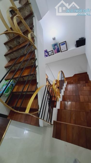 Nhà phố Tư Đình - 54m2 - 3 ngủ - dân xây - đón cầu Trần Hưng Đạo - Giá tăng phi mã - 4