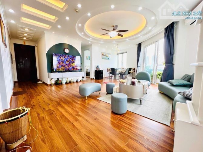 CHÍNH CHỦ BÁN CĂN HỘ TRONG CHUNG CƯ HACISCO 107 Nguyễn Chí Thanh Giá 8,68 tỷ - 4
