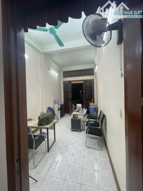 Bát gấp siêu phẩm nhà 4 tầng hơn 5tỷ  tại thị trấn Đông Anh gần chợ kinh doanh ngày đêm - 4