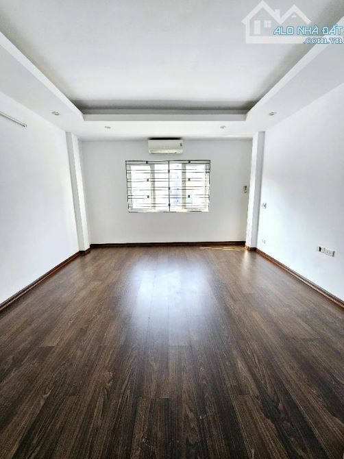 🏡 NHÀ MỚI LĨNH NAM - 5 TẦNG - 35M² - GIÁ NHỈNH 5 TỶ - 4