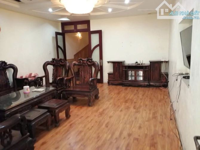 Cho thuê nhà nguyên căn khu Bạch Đường , Hạ Lý , Hồng Bàng - 4