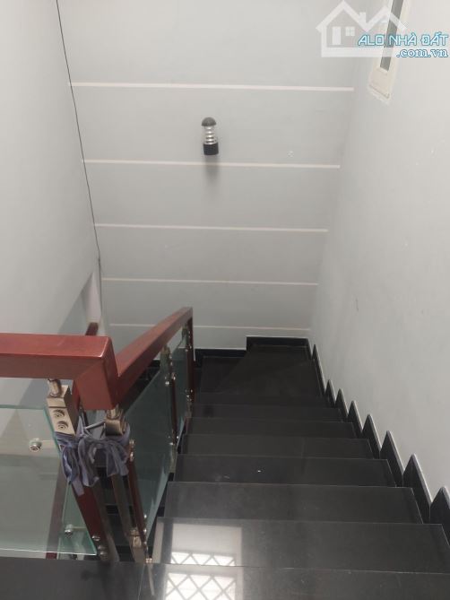 NHÀ 2 TẦNG HXH ĐÔNG HƯNG THUẬN QUẬN 12 - 56M2 (4x14), GẦN CHỢ CÂY SỘP, NHÀ ĐẸP TIỆN NGHI Đ - 4