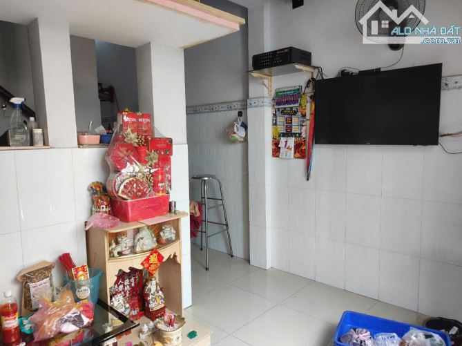 Bán nhà 4 tầng - HXH Tỉnh Lộ 10 - nhỉnh 5 tỷ - 4