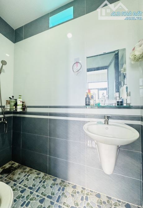 NHÀ MỚI 3 TẦNG HXH TÂN PHÚ, SHR, HOÀN CÔNG ĐẦY ĐỦ, GẦN KHU VIP BÀU CÁT ĐỒNG ĐEN - 4