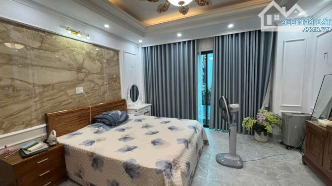BÁN NHÀ PHÚ ĐÔ NAM TỪ LIÊM DT 55M 6 TẦNG LÔ GÓC GARA THANG MÁY KINH DOANH GIÁ 18.5 TỶ - 4