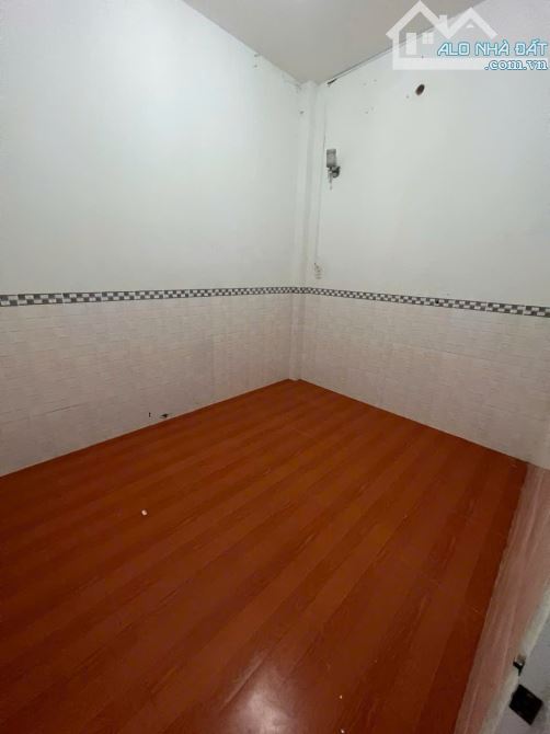 Bán nhà TDC Vĩnh Trường view biển 1 trệt 1 lầu, sân thượng: Dt: 56,1( ngang 4m nở hậu 4,4m - 4