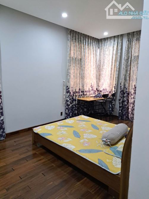 "CHO THUÊ VILLA 3 TẦNG LÔ GÓC 2 MẶT TIỀN -  KHU NAM VIỆT Á, P. KHUÊ MỸ, Q. NGŨ HÀNH SƠN - 4