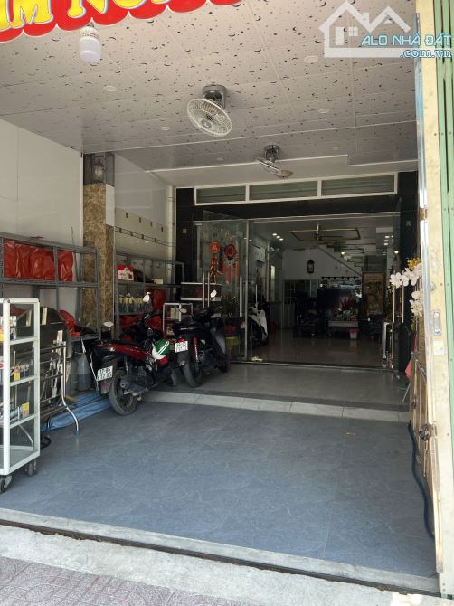 - BÁN NHÀ MẶT TIỀN NGUYỄN THỊ BÚP HIỆP THÀNH CITY 4 TÂNG 5M X 21M KINH DOANH VÍP CHỈ 13 TỶ - 4